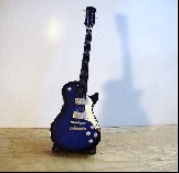 Mini-Gitarre Nr. 072