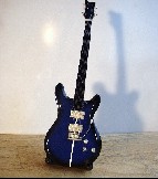Mini-Gitarre Nr. 060